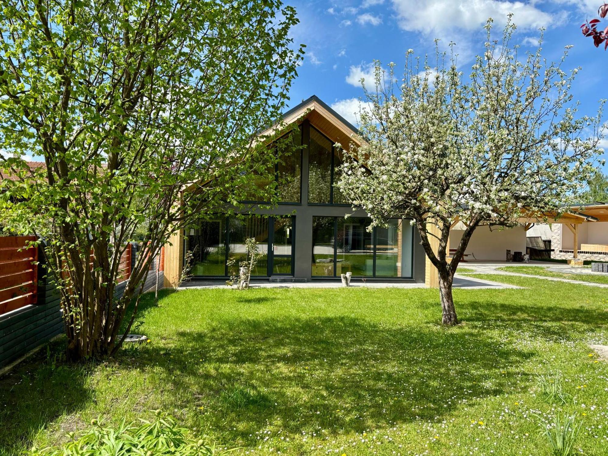 Вилла Casa Tinca 2 Извору Мурешулуй Экстерьер фото